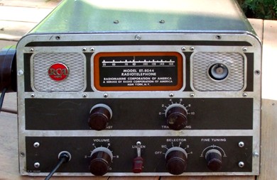 RCA ET-8037 AM Marine Radio Unit