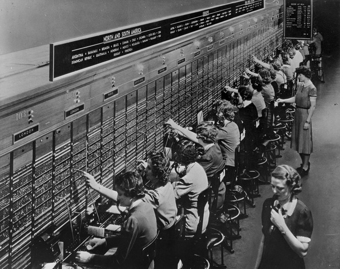 NY Overseas switchboard in 1943